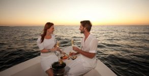 Cena romantica in barca lago di Garda