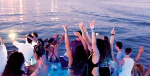 Festa di Compleanno in barca lago di Garda